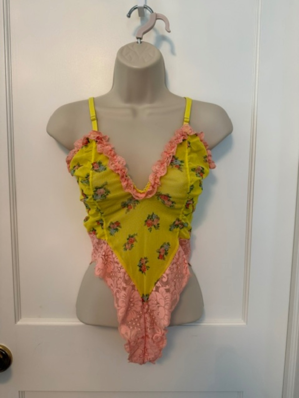 HAH Hot As Hell Yellow Floral Mesh Lace Trim Bodysuit Lingerie M EUC
